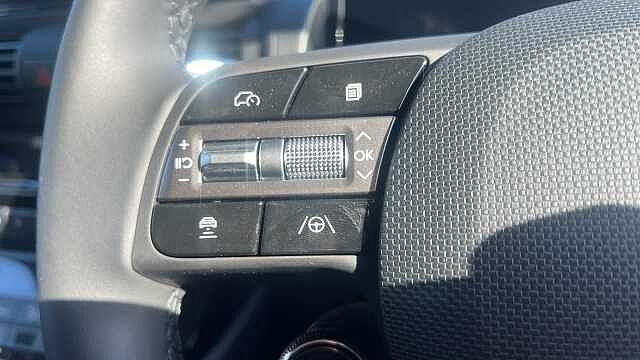 Hyundai INSTER INSTER 85kW 02 49kWh 5dr Auto Jungle Khaki
