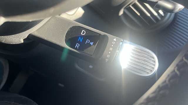 Hyundai INSTER INSTER 85kW 02 49kWh 5dr Auto Jungle Khaki