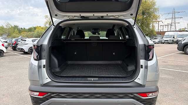 Hyundai TUCSON 1.6 TGDi Premium 5dr 2WD Petrol Estate Silver