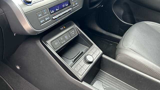Hyundai KONA 1.6 Hybrid 138 Ultimate 5dr DCT Hybrid Hatchback Blue