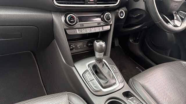 Hyundai KONA 1.6 GDi Hybrid Premium SE 5dr DCT Hybrid Hatchback Orange