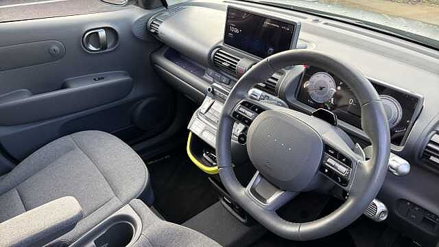Hyundai INSTER 85kW Cross 49kWh 5dr Auto Electric Hatchback Matte - Amazonas Green