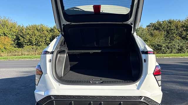 Hyundai KONA 1.6 Hybrid 138 N Line 5dr DCT Hybrid Hatchback White