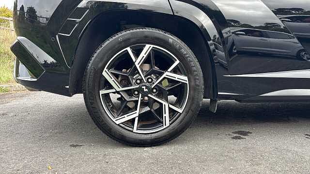 Hyundai TUCSON 1.6T Hybrid N Line S 5dr Auto Hybrid Estate Black