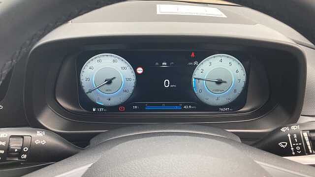 Hyundai I20 1.0T GDi Advance [Nav] 5dr Petrol Hatchback White
