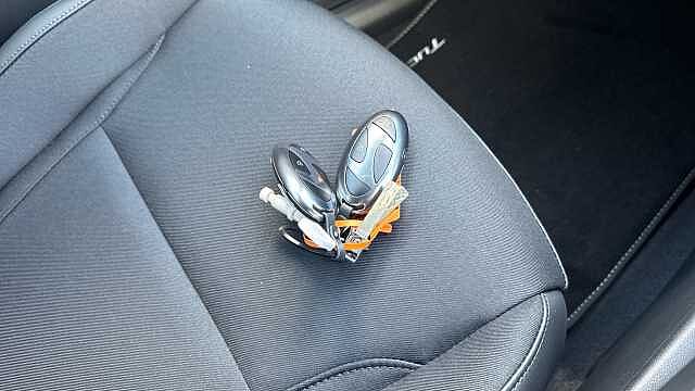 Hyundai TUCSON 1.6T 239 Hybrid Black Line 5dr Auto Hybrid Estate Pearl - Abyss Black