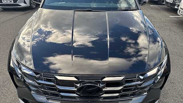 Hyundai TUCSON 1.6T 239 Hybrid Black Line 5dr Auto Hybrid Estate Pearl - Abyss Black