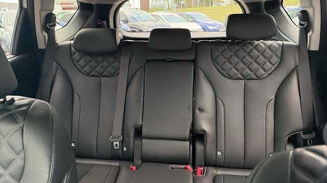 Hyundai SANTA FE 1.6 TGDi Hybrid Ultimate 5dr Auto Hybrid Estate White