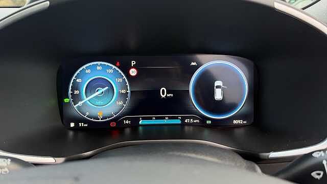 Hyundai SANTA FE 1.6 TGDi Hybrid Ultimate 5dr Auto Hybrid Estate White