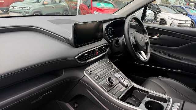 Hyundai SANTA FE 1.6 TGDi Hybrid Ultimate 5dr Auto Hybrid Estate White