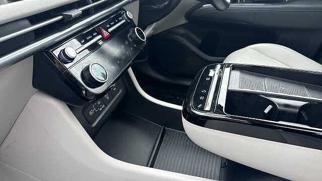 Hyundai TUCSON 1.6T Hybrid Ultimate 5dr Auto Hybrid Estate White