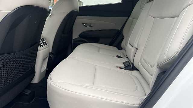 Hyundai TUCSON 1.6T Hybrid Ultimate 5dr Auto Hybrid Estate White