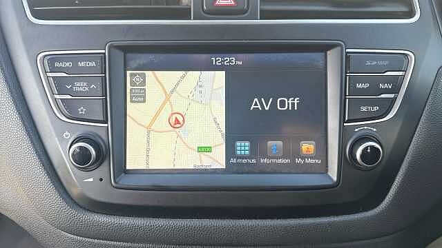 Hyundai I20 1.2 MPi Play 5dr Petrol Hatchback White