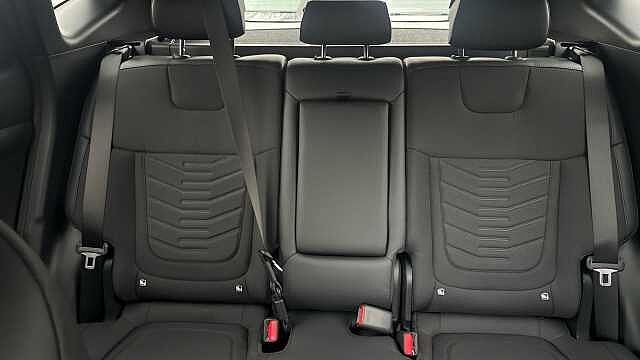 Hyundai TUCSON 1.6T 239 Hybrid Black Line 5dr Auto Hybrid Estate Abyss Black - Pearl