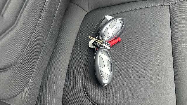 Hyundai TUCSON 1.6T 239 Hybrid Black Line 5dr Auto Hybrid Estate Abyss Black - Pearl