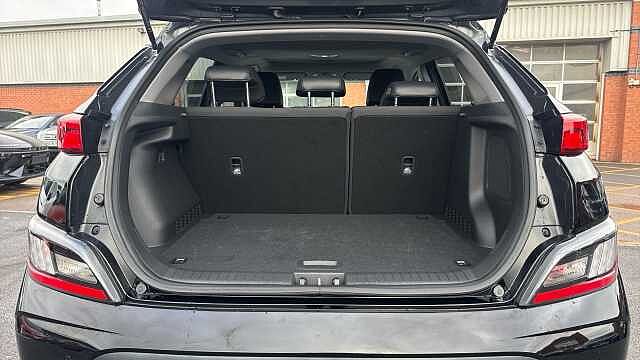 Hyundai KONA 150kW Ultimate 64kWh 5dr Auto Electric Hatchback Black