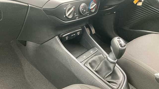 Hyundai i20 1.0T GDi Advance [Nav] 5dr Petrol Hatchback