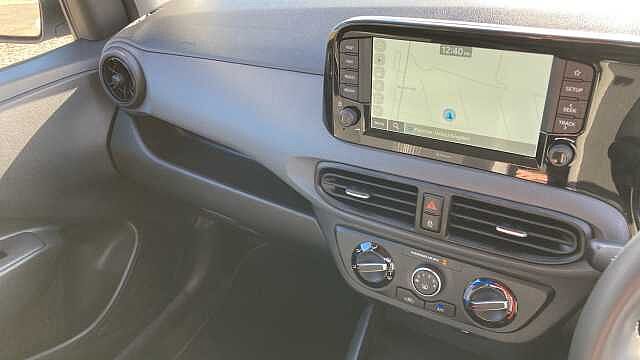 Hyundai I10 1.0 [63] Advance 5dr [Nav] Petrol Hatchback White