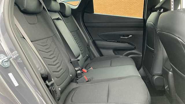 Hyundai TUCSON 1.6T 239 Hybrid Black Line 5dr Auto Hybrid Estate Grey