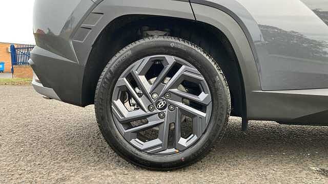Hyundai TUCSON 1.6T 239 Hybrid Black Line 5dr Auto Hybrid Estate Grey