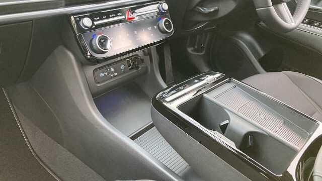 Hyundai TUCSON 1.6T 239 Hybrid Black Line 5dr Auto Hybrid Estate Abyss Black - Pearl