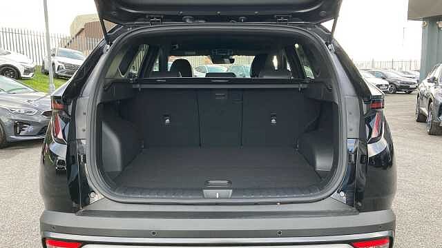 Hyundai TUCSON 1.6T 239 Hybrid Black Line 5dr Auto Hybrid Estate Abyss Black - Pearl