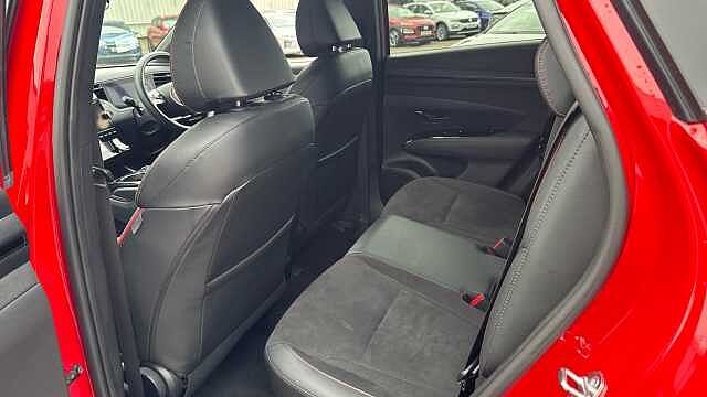 Hyundai TUCSON 1.6 TGDi Plug-in Hybrid N Line 5dr 4WD Auto Red