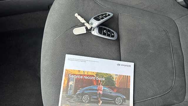 Hyundai TUCSON 1.6 TGDi Plug-in Hybrid N Line 5dr 4WD Auto Red