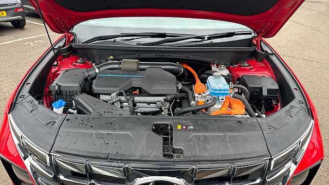Hyundai TUCSON 1.6 TGDi Plug-in Hybrid N Line 5dr 4WD Auto Red