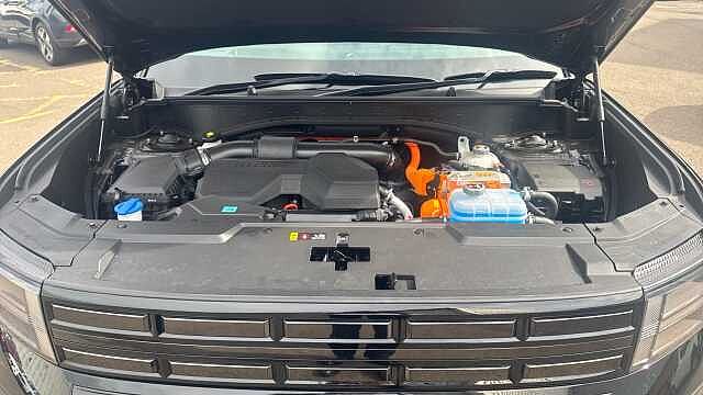 Hyundai SANTA FE 1.6 TGDi Plug-in Hybrid Ultimate 5dr 4WD Auto Pearl - Abyss Black