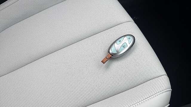 Hyundai IONIQ 5 168kW Ultimate 84 kWh 5dr Auto Lucid Blue - Pearl