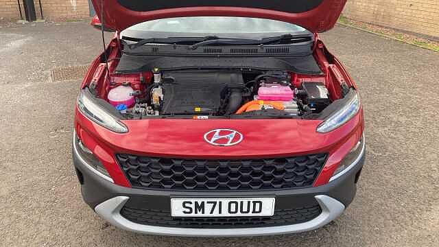 Hyundai KONA 1.6 GDi Hybrid SE Connect 5dr DCT Red