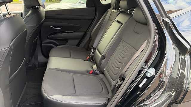 Hyundai TUCSON 1.6T 239 Hybrid Black Line 5dr Auto Hybrid Estate Pearl - Abyss Black