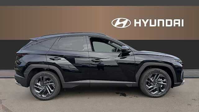 Hyundai TUCSON 1.6T 239 Hybrid Black Line 5dr Auto Hybrid Estate Pearl - Abyss Black