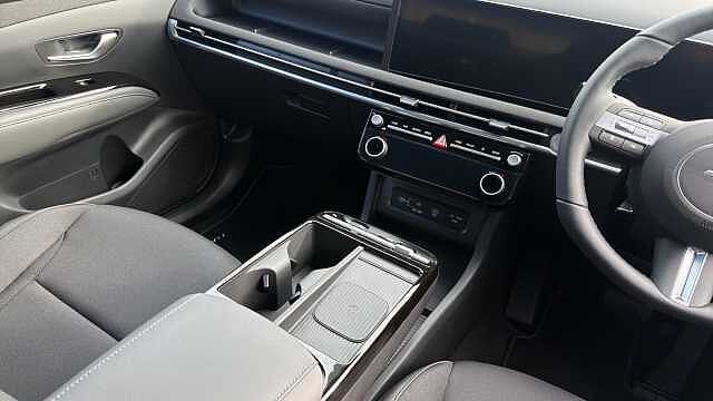 Hyundai TUCSON 1.6T 239 Hybrid Black Line 5dr Auto Hybrid Estate Abyss Black - Pearl