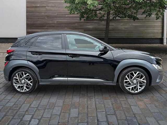 Hyundai KONA Hat 1.6 Gdi Hybrid 141 Ultimate Dct Black