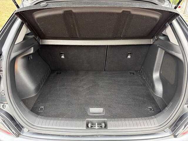 Hyundai KONA Hat 1.6 Gdi Hybrid 141 Ultimate Dct Black