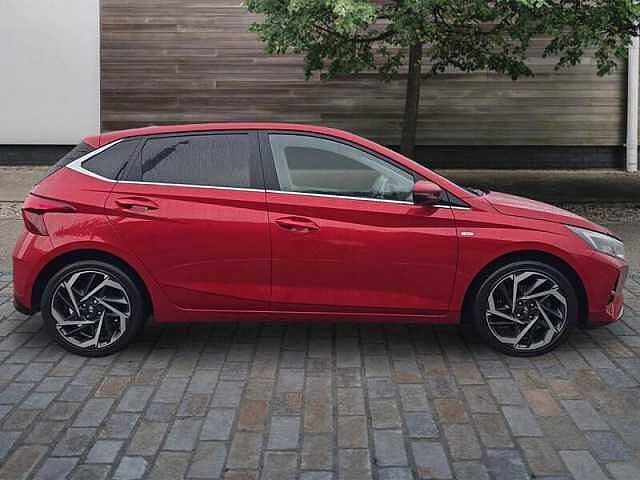 Hyundai I20 1.0 T-GDi MHEV Premium Hatchback 5dr Petrol Hybrid Manual Euro 6 (s/s) (100 ps) Red