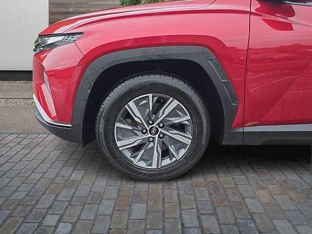 Hyundai TUCSON SE Connect 1.6 T-GDi Hybrid (230 ps)