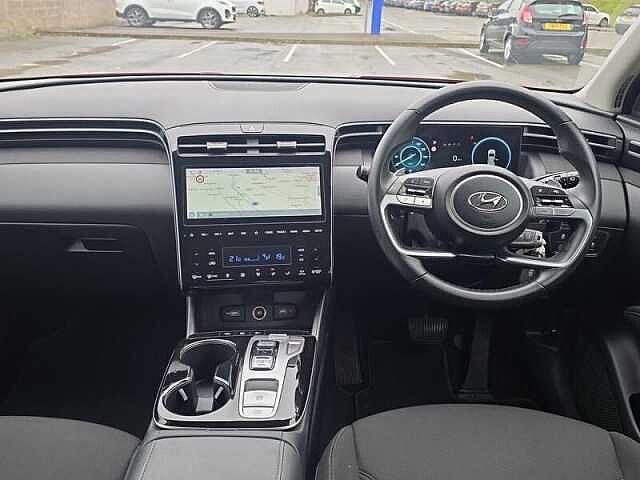 Hyundai TUCSON SE Connect 1.6 T-GDi Hybrid (230 ps)