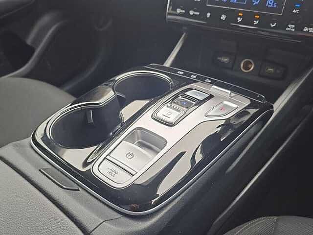 Hyundai TUCSON SE Connect 1.6 T-GDi Hybrid (230 ps)