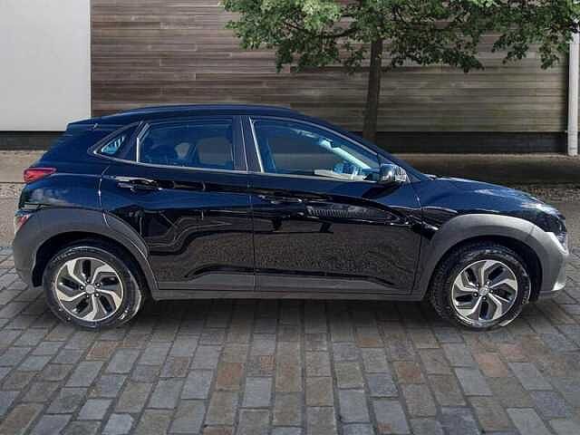 Hyundai KONA 1.6 h-GDi SE Connect SUV 5dr Petrol Hybrid DCT Euro 6 (s/s) (141 ps) Black