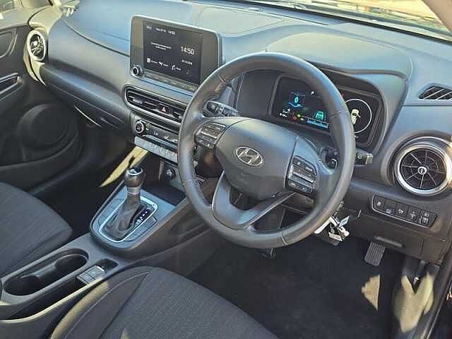Hyundai KONA 1.6 h-GDi SE Connect SUV 5dr Petrol Hybrid DCT Euro 6 (s/s) (141 ps) Black