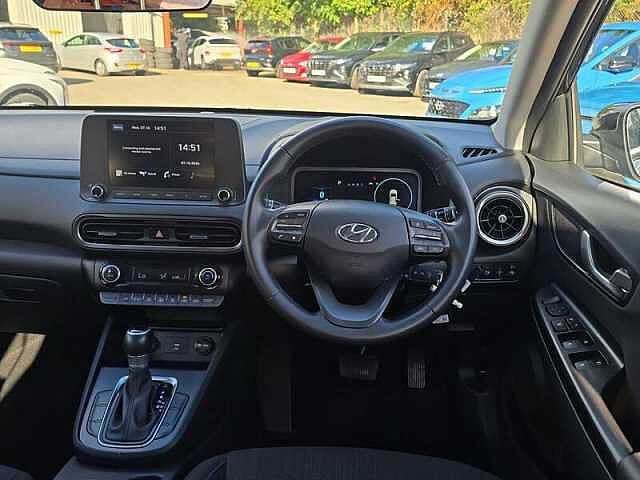 Hyundai KONA 1.6 h-GDi SE Connect SUV 5dr Petrol Hybrid DCT Euro 6 (s/s) (141 ps) Black