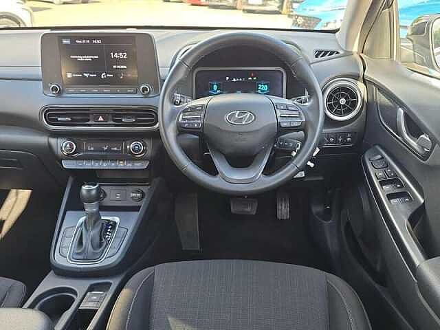 Hyundai KONA 1.6 h-GDi SE Connect SUV 5dr Petrol Hybrid DCT Euro 6 (s/s) (141 ps) Black