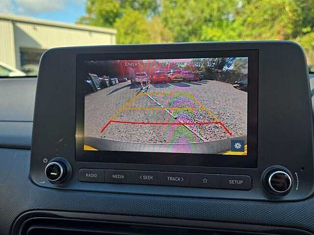 Hyundai KONA 1.6 h-GDi SE Connect SUV 5dr Petrol Hybrid DCT Euro 6 (s/s) (141 ps) Black