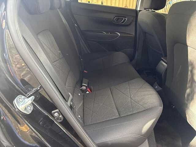 Hyundai BAYON 1.0 T-GDi MHEV Premium SUV 5dr Petrol Hybrid DCT Euro 6 (s/s) (100 ps) Black