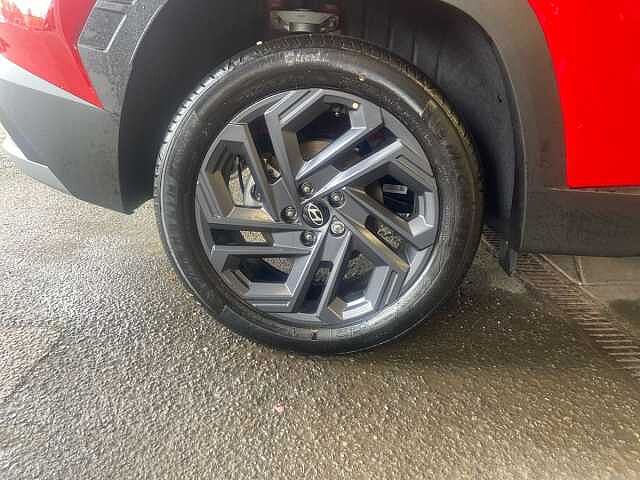 Hyundai TUCSON 1.6 T-GDi 13.8kWh Black Line SUV 5dr Petrol Plug-in Hybrid Auto Euro 6 (s/s) (28 ENGINE Red