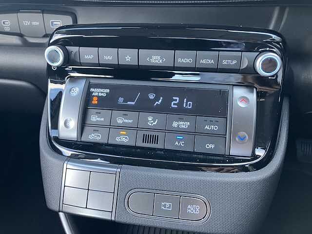 Hyundai INSTER 85kW 01 49kWh 5dr Auto Beige