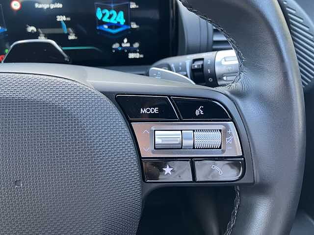 Hyundai INSTER 85kW 01 49kWh 5dr Auto Beige